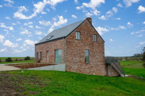 Maison MadArt surround yourself in nature